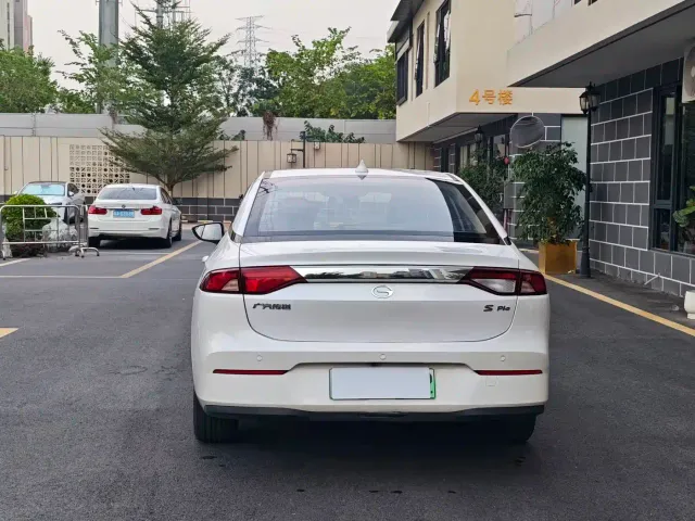 Aion AION S 2022 Facelift Xuan 530 — Фото автомобиля 5