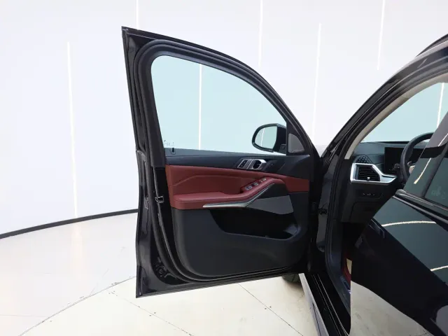 BMW X5 — Фото автомобиля 11