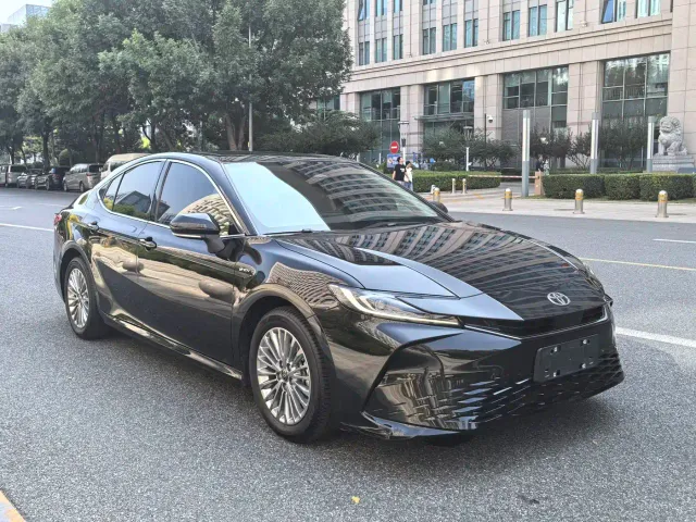 Toyota Camry — Фото автомобиля 7