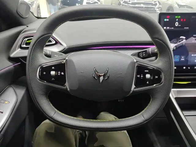 Arcfox Alpha S5 — Фото автомобиля 10