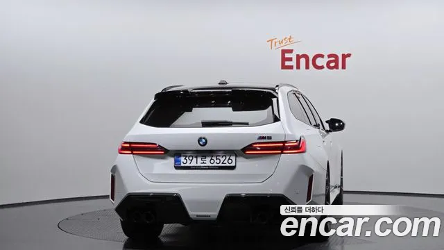 BMW M5 — Фото автомобиля 4