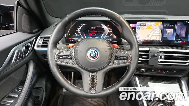 BMW i4 — Фото автомобиля 13