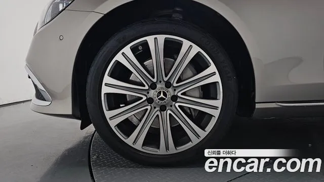 Mercedes-Benz E-Class E-класс W213 E350 4MATIC Exclusive — Фото автомобиля 5