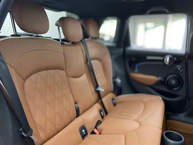 MINI MINI 2023 Facelift 2.0T COOPER S Artist 5-Door — Фото автомобиля 29