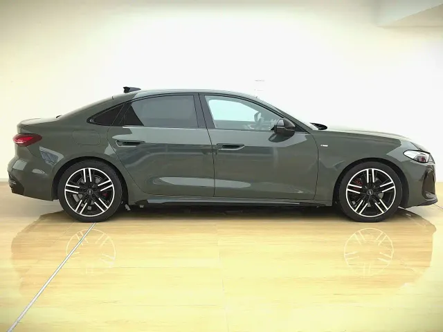 Audi A5L — Фото автомобиля 3