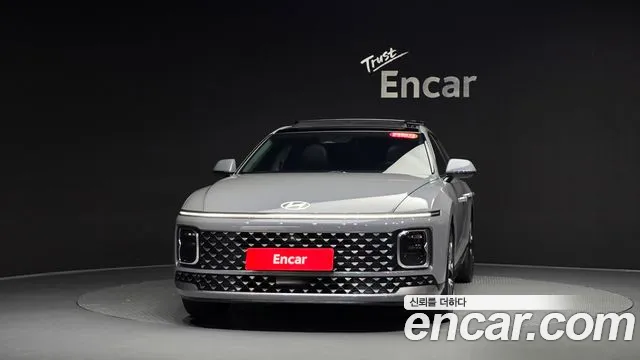 Hyundai Grandeur GN7 — Фото автомобиля 2