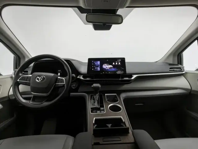 Toyota Granvia — Фото автомобиля 5