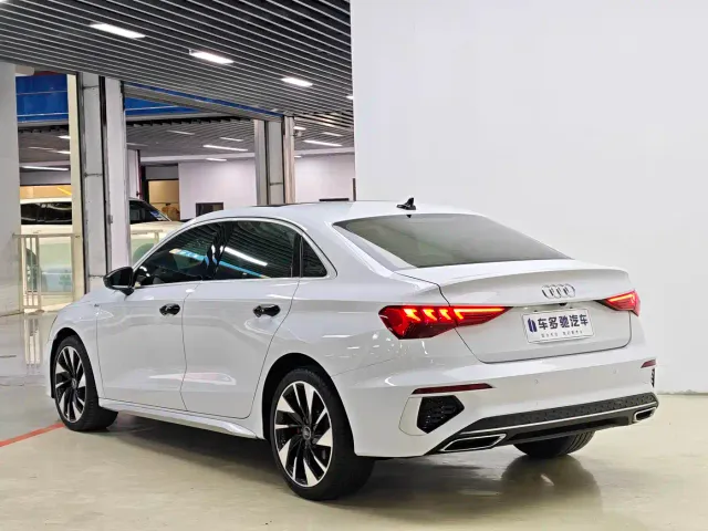 Audi A3 — Фото автомобиля 5