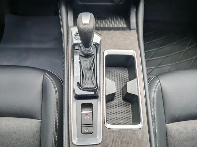 Nissan Teana — Фото автомобиля 11