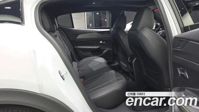 Peugeot 408 — Фото автомобиля 18