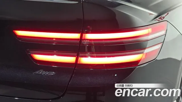Genesis GV80 — Фото автомобиля 22