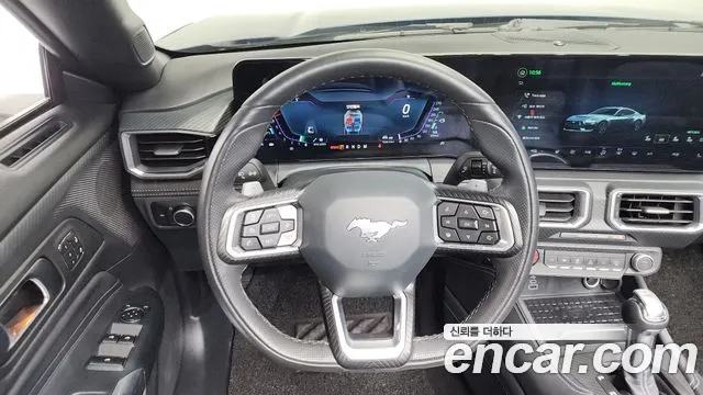 Ford Mustang Mustang 7 поколение 2.3 EcoBoost Premium Кабриолет — Фото автомобиля 13