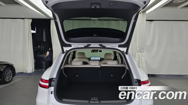 Genesis GV70 2.5T Бензин AWD — Фото автомобиля 18