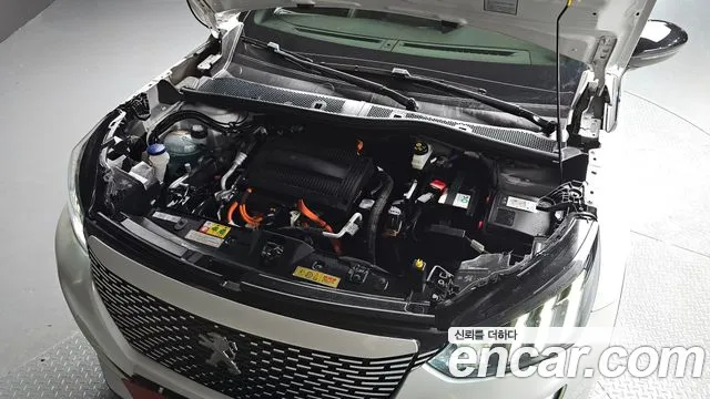 Peugeot 2008 Generation 2 — Фото автомобиля 6