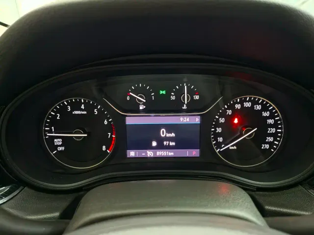 Buick Regal — Фото автомобиля 5