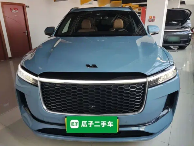 Li Auto ONE — Фото автомобиля 2