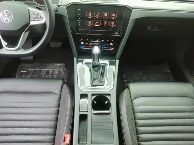 Volkswagen Magotan 2020 280TSI DSG Leading — Фото автомобиля 16