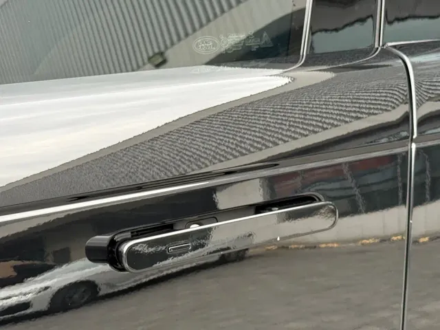 Land Rover Range Rover — Фото автомобиля 12