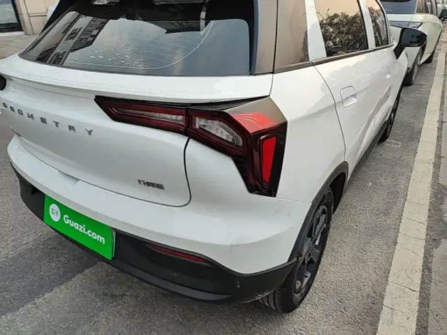 Geely Geometry E Firefly — Фото автомобиля 7