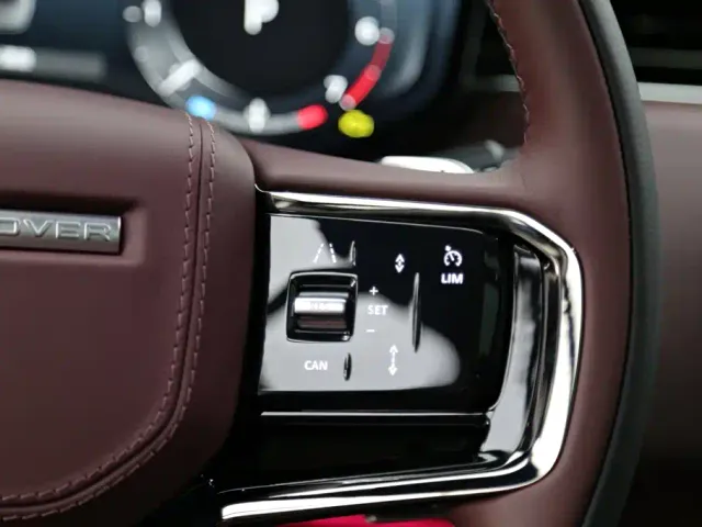 Land Rover Range Rover Sport — Фото автомобиля 17