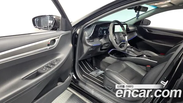 Hyundai Grandeur New — Фото автомобиля 15