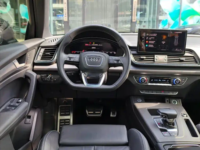 Audi Q5L — Фото автомобиля 22