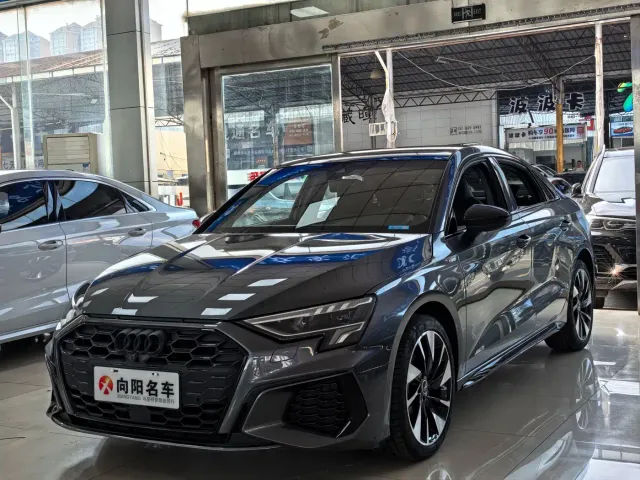 Фотография автомобиля — Audi A3
