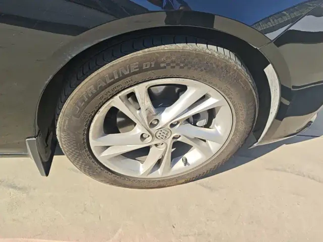 Buick Regal — Фото автомобиля 6