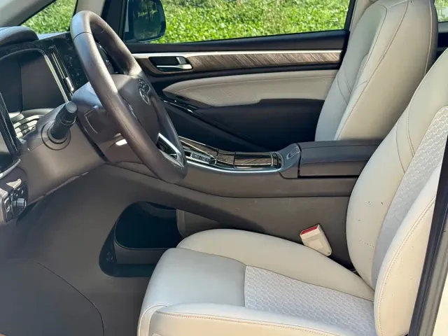 GAC Trumpchi M8 — Фото автомобиля 6