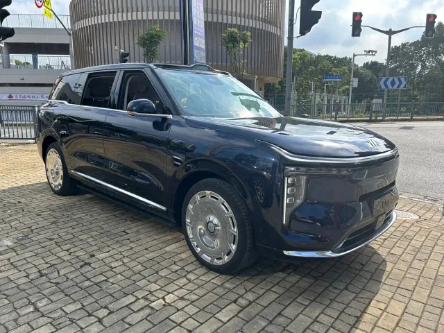 IM Motors LS9 — Фото автомобиля 3