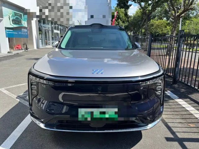 IM Motors LS9 — Фото автомобиля 2