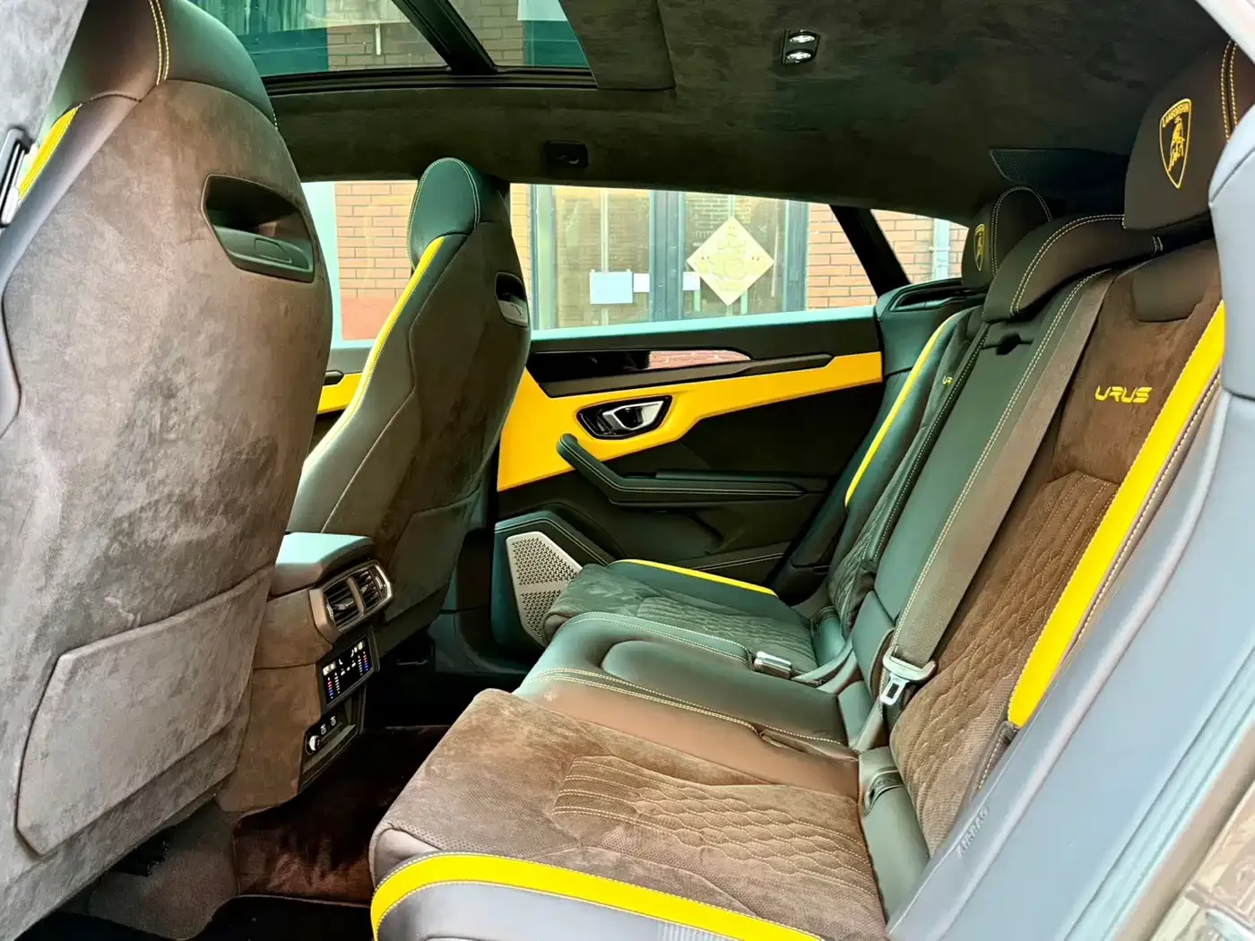 Lamborghini Urus 2023 4.0T V8 S — Фото автомобиля 13