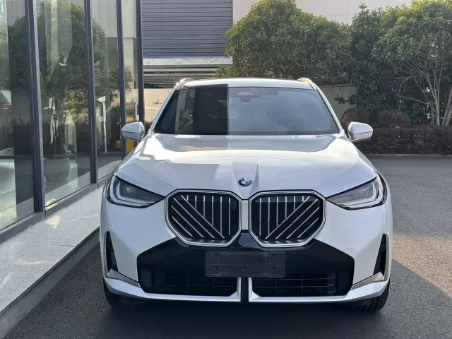 BMW X3 — Фото автомобиля 2