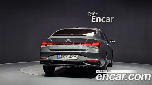 Hyundai AVANTE Avante (CN7) — Фото автомобиля 4