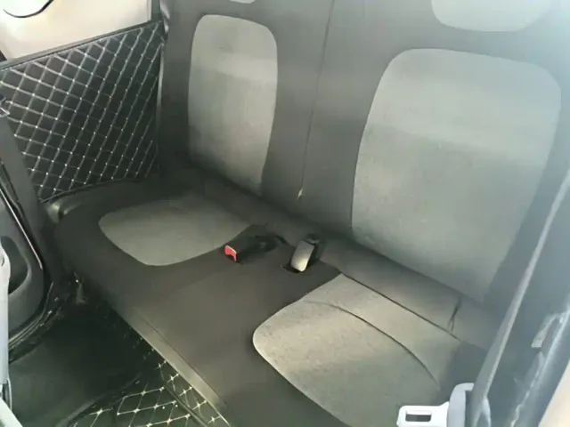 Wuling Hongguang Mini EV — Фото автомобиля 16