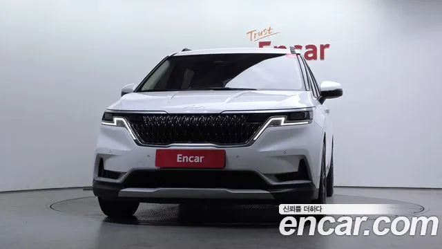 Kia Canival Carnival 4 поколение Бензин 9 мест Prestige — Фото автомобиля 3