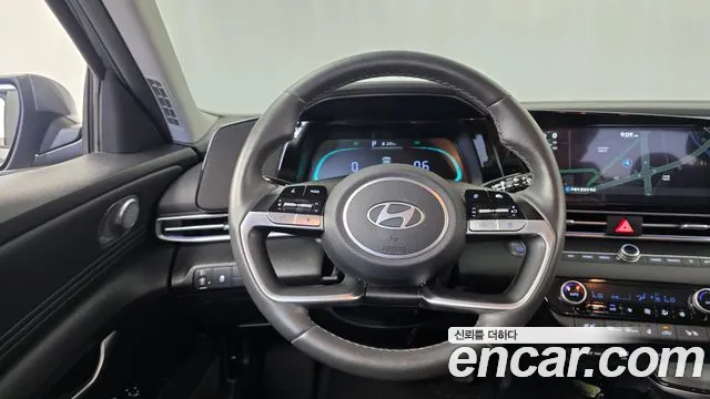 Hyundai Avante CN7 — Фото автомобиля 18