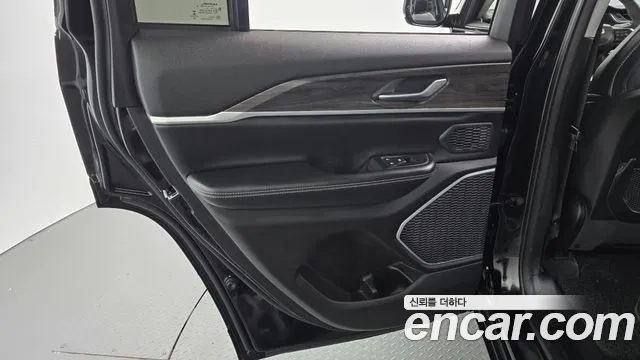 Jeep Cherokee WL — Фото автомобиля 24