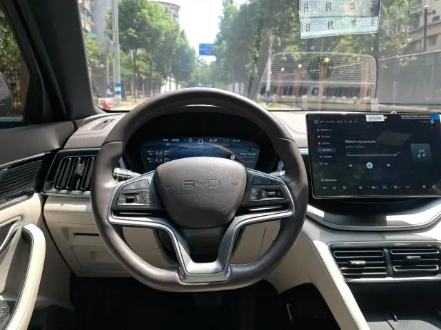 BYD Song PLUS — Фото автомобиля 6