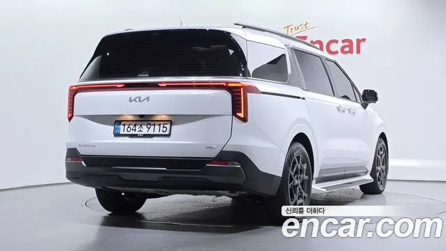 Kia Carnival 4th Gen — Фото автомобиля 2
