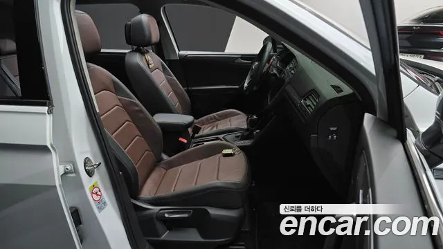 Volkswagen Tiguan — Фото автомобиля 26