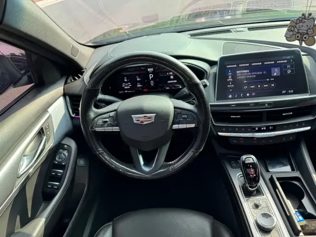 Cadillac CT5 — Фото автомобиля 14