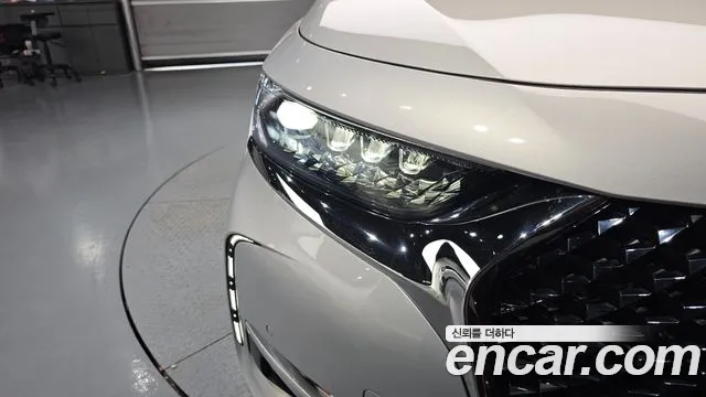 Citroen-DS DS7 — Фото автомобиля 18