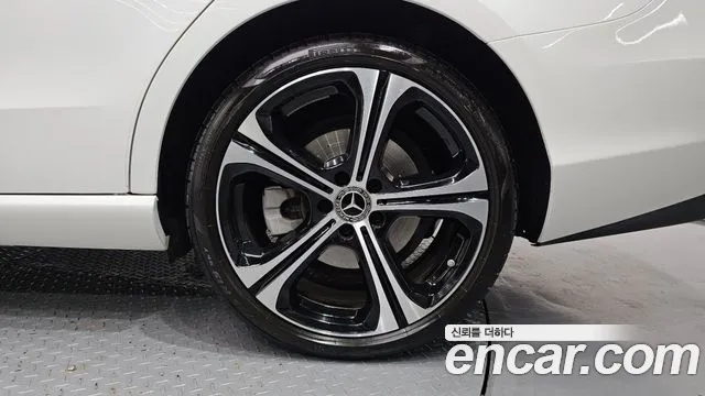Mercedes-Benz C-Class W206 — Фото автомобиля 6