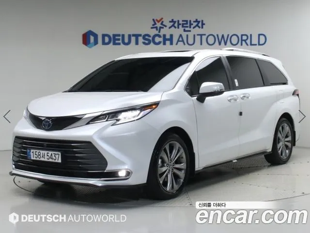 Фотография автомобиля — Toyota Sienna 4th Gen