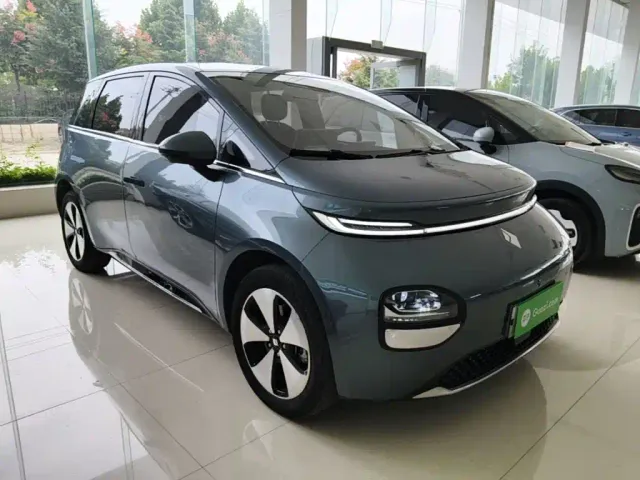 Baojun Cloud — Фото автомобиля 3