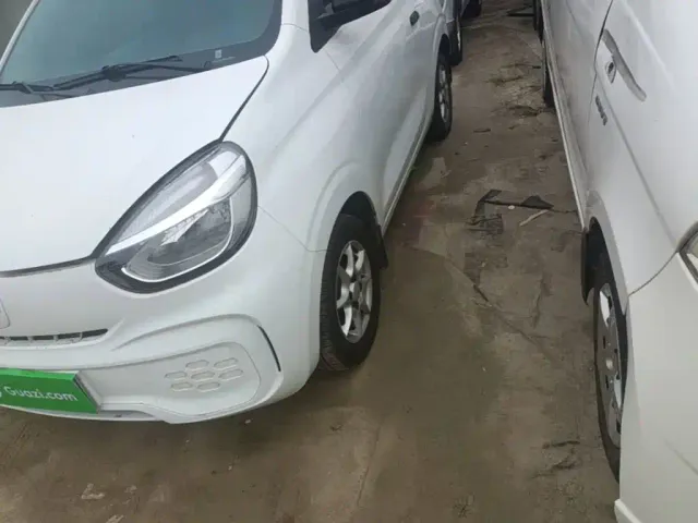 Roewe Clever — Фото автомобиля 22