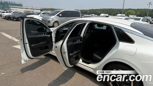 Kia K5 Generation 3 — Фото автомобиля 9