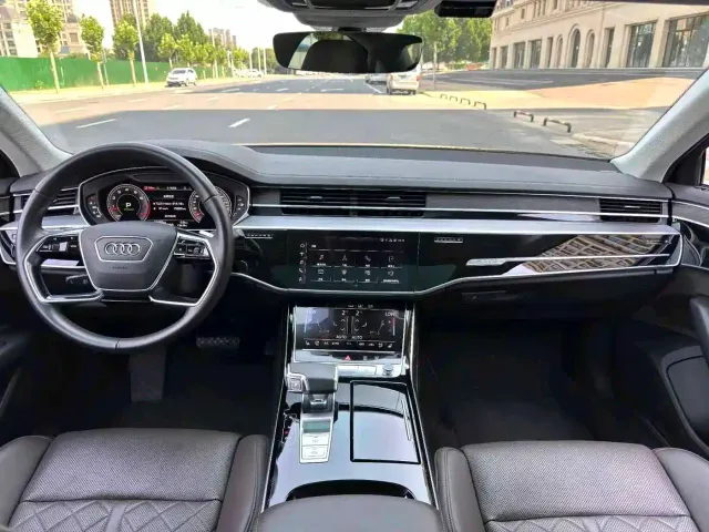 Audi A6L — Фото автомобиля 10