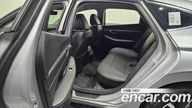 Hyundai Sonata Sonata Edge(DN8) 2.0 LPG(Коммерческий) — Фото автомобиля 26